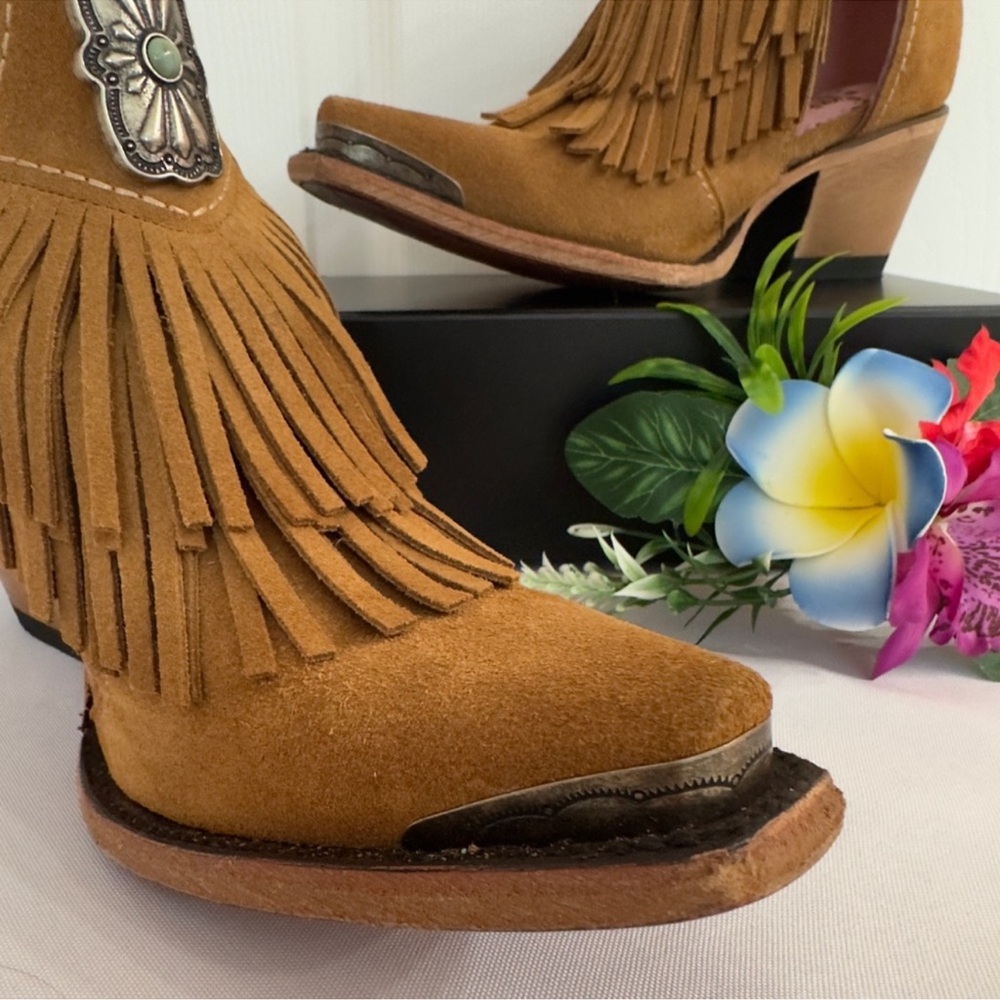 JUNK GYPSY by LANE ~ Fringed Tan Leather Ankle Boots w/Faux Turquoise size 7.5 - Picture 10 of 12